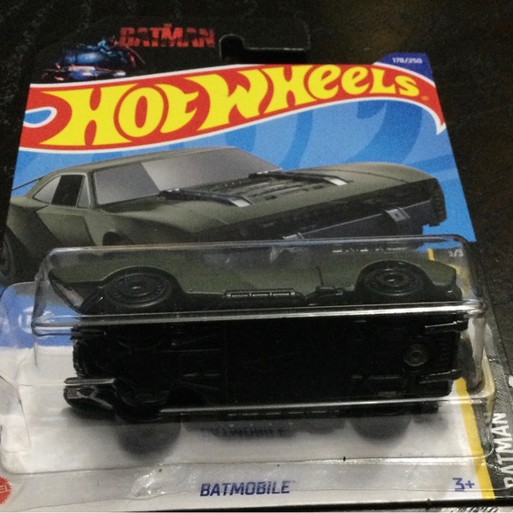 β
 π 4/20 π NEW 2022 MATTEL HOT WHEELS BATMAN BATMOBILE 5/5 HW #178/250 - Picture 3 of 3